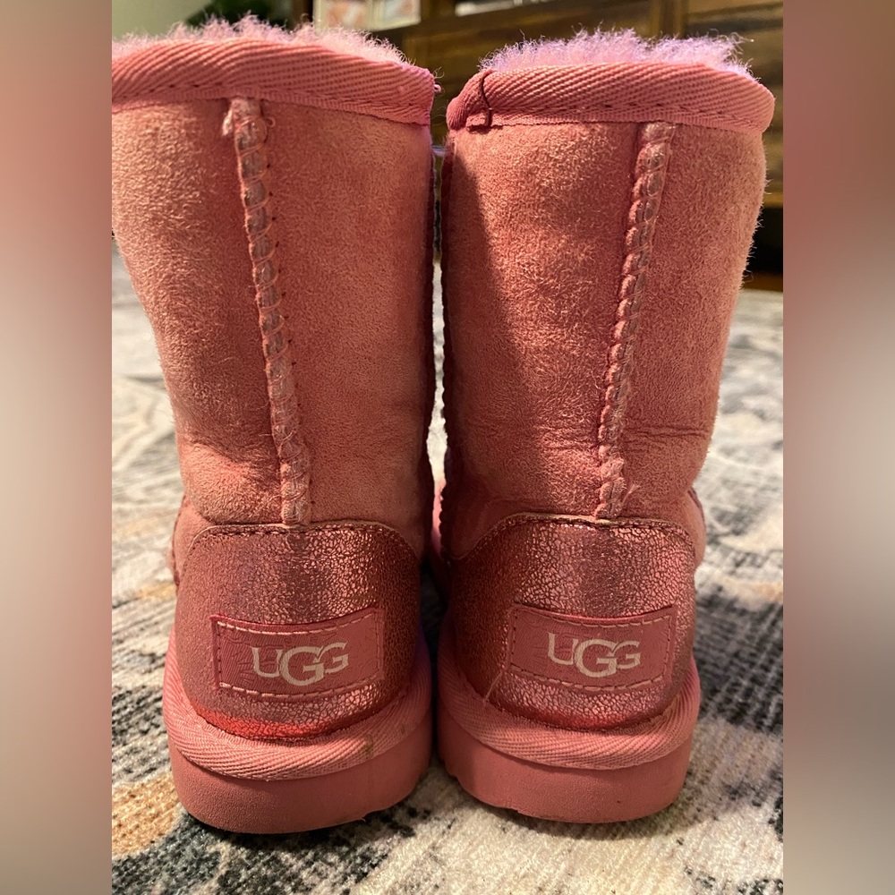 Toddler size 10 Ugg boots